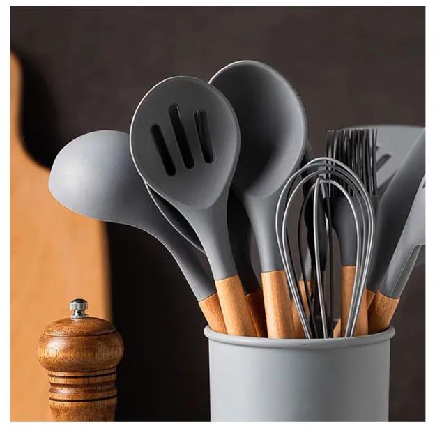 12pcs set wooden handle kitchenware silicone cooking kitchen utensil set tools with holder box